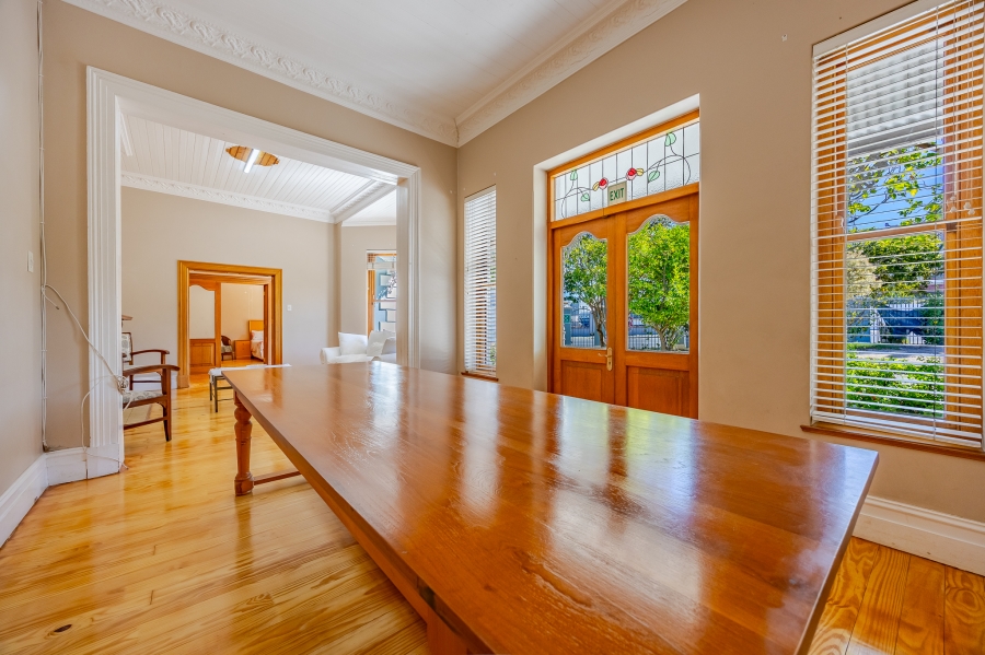 7 Bedroom Property for Sale in Wynberg Western Cape